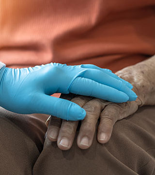 Photo in the operating room during a procedure.